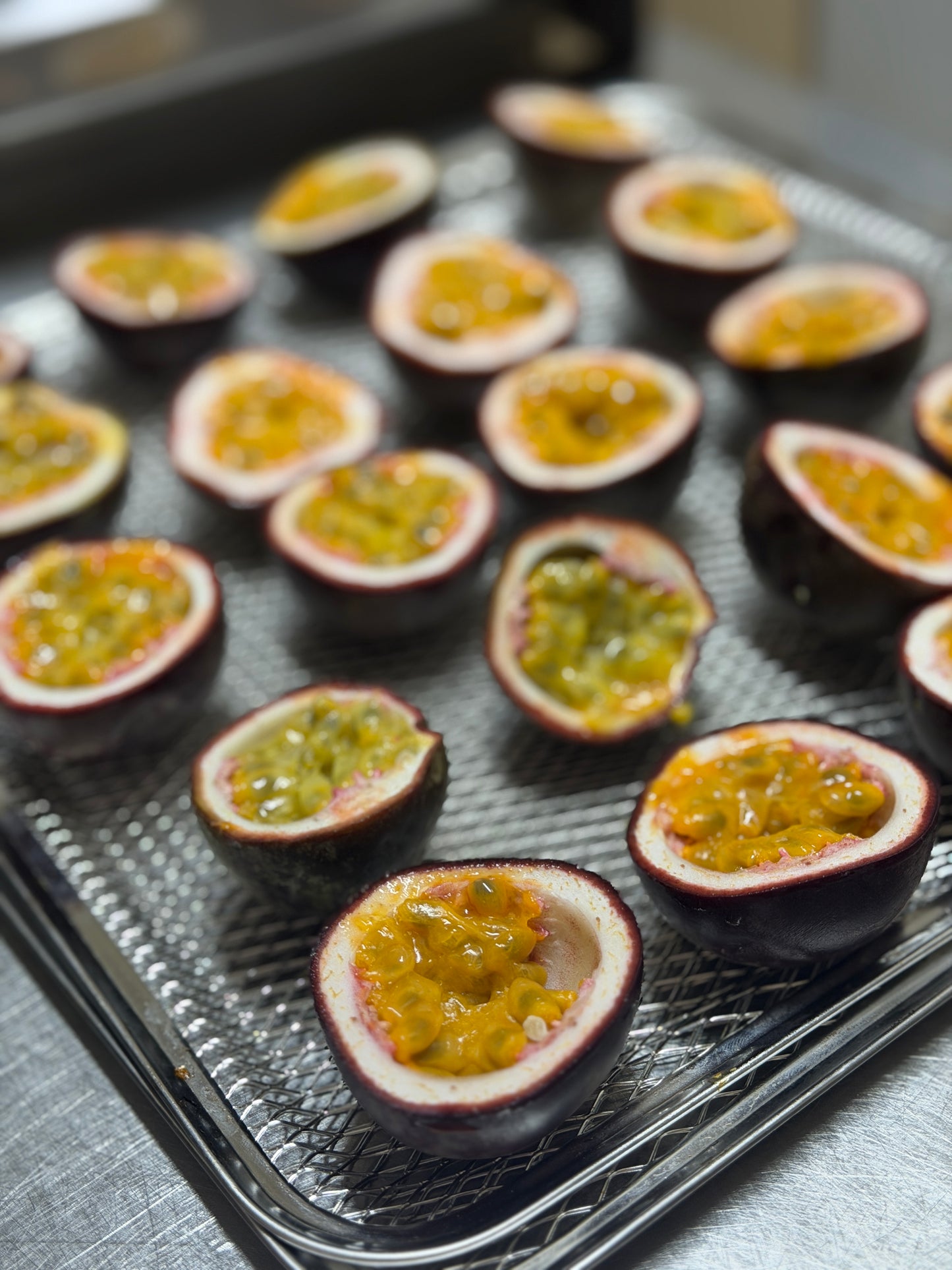 Dehydrated Passion Fruit Slices | Elevate your Cocktails and Soft Drinks | Packs of 20 Servings!